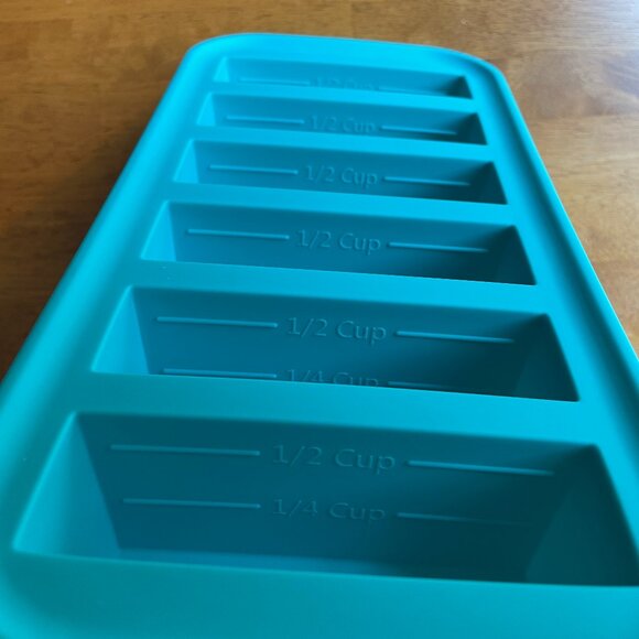 Souper Cubes 1/2-cup silicone freezer tray in aqua - Picture 5 of 11